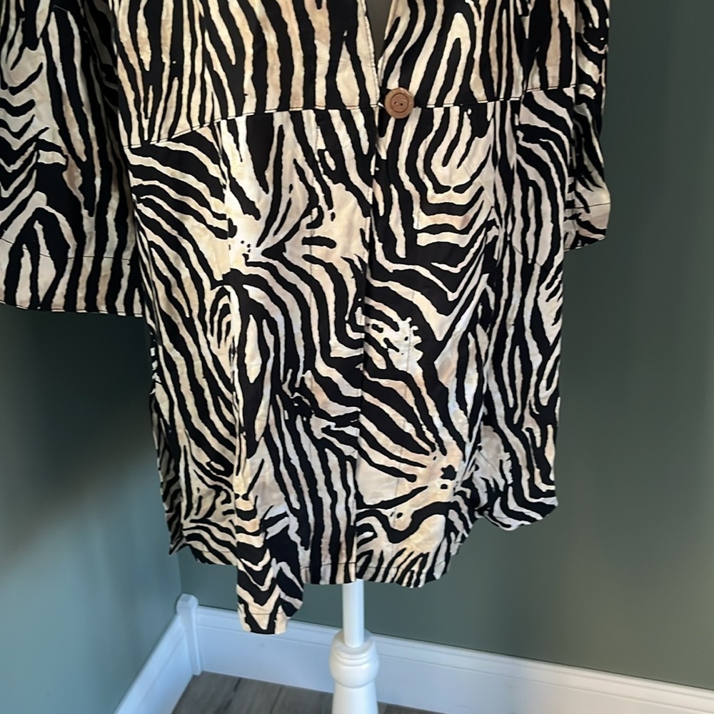 Soft Surroundings Zella Topper Zebra Print Light Weight Top - Picture 5 of 14